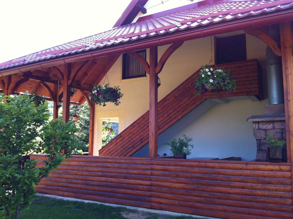 Apartments Renata Smoljanac Exterior photo